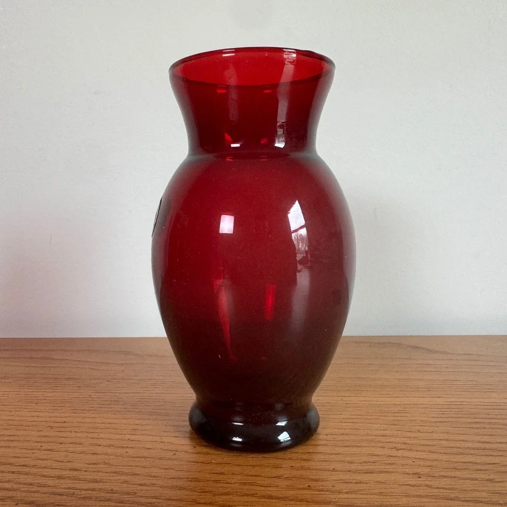 Vintage Anchor Hocking Royal Ruby Anchorglass Red Bud Vase 6.5 Inch‎ MCM